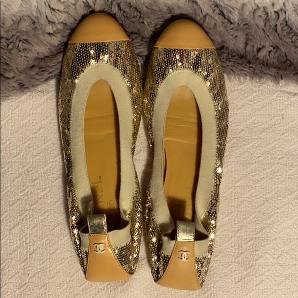 CHANEL Ballet Flats -Sparkling Gold/Cream Stitch - Picture 2 of 12